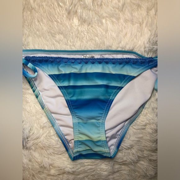 Blue Tie-Dye Bikini Bottom with Tassels size 6 NWOT - Picture 9 of 12